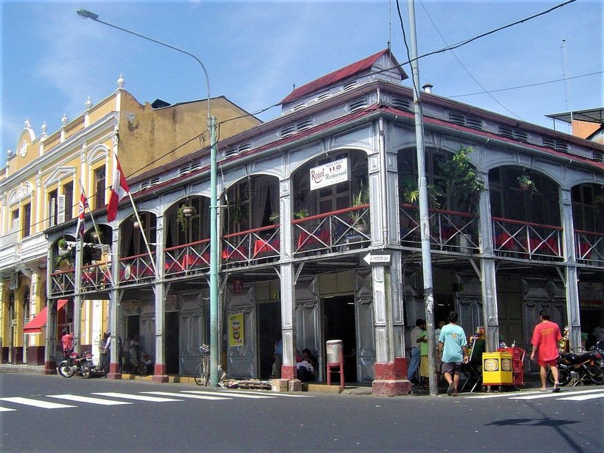 Casa de Fierro (Железный дом Густава Эйфеля) в Икитос Перу