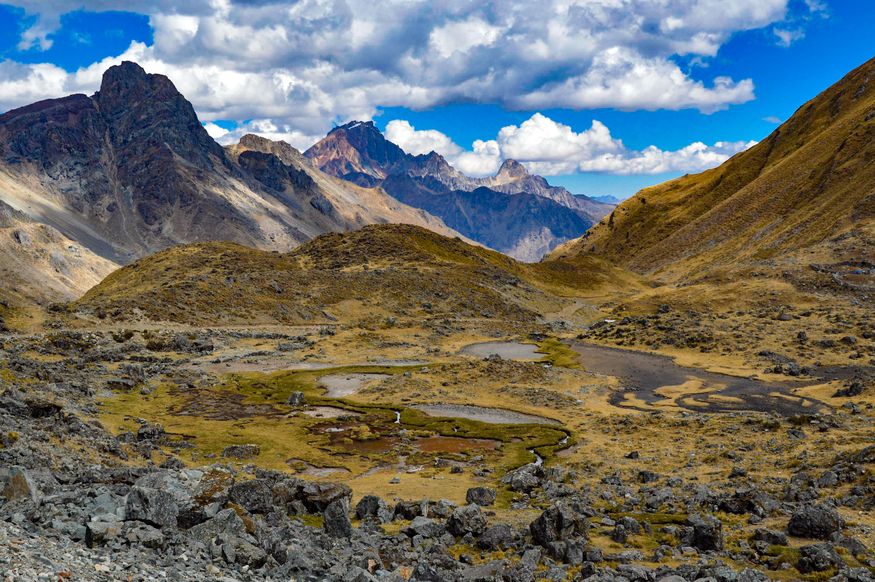 Долина в горах Уайуош Уараз Перу
