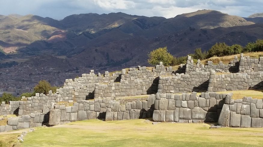 Саксайуаман Sacsayhuaman крепость в Куско Перу