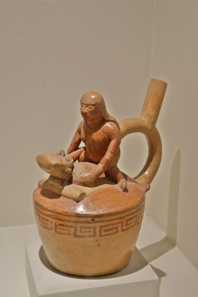 музей керамики доколумбовых времен в Лиме — экспонат