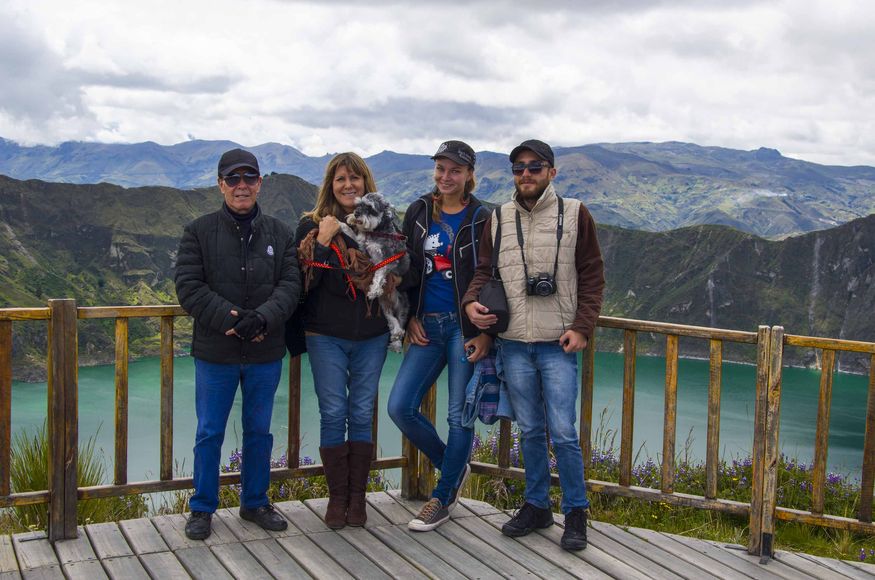 личная фотография с эквадорской семьей