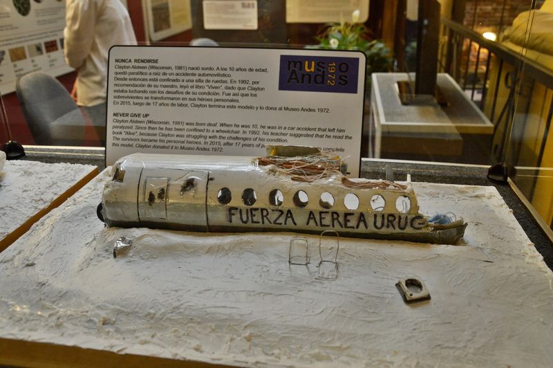 макет фюзеляжа самолета — чудо в Андах