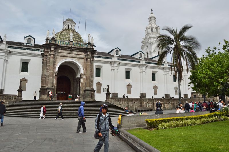 Храм в центре Кито