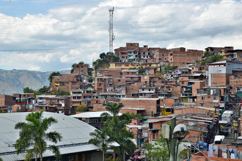 Панорама трущоб - город Медельин