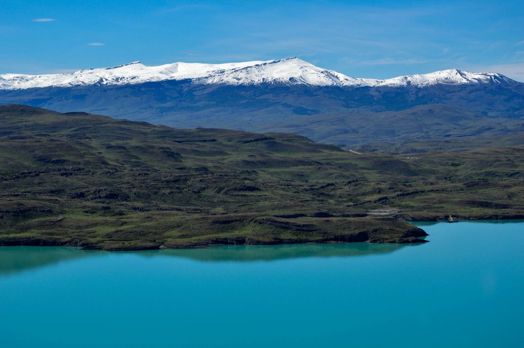 Голубое озеро в Чили