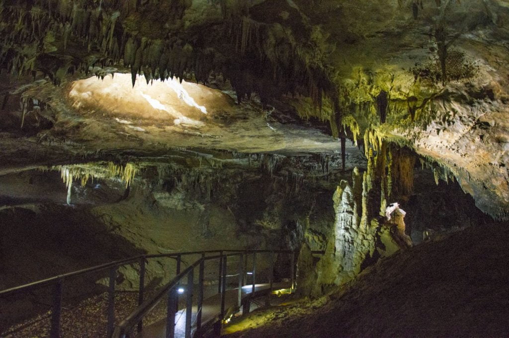 Пещера Прометея - зал