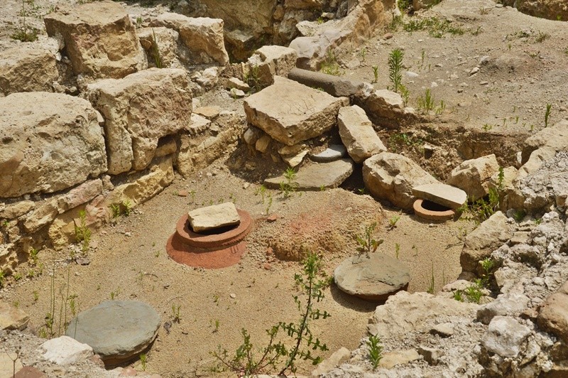 Археологические раскопки в монастыре Гелати