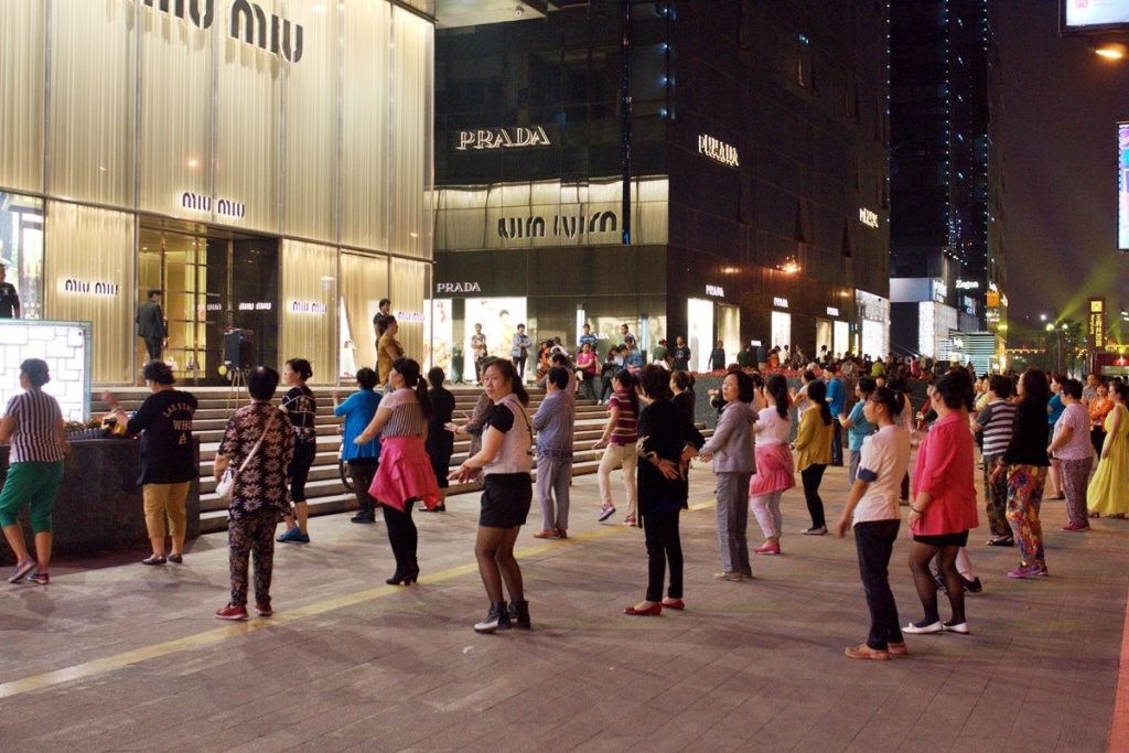Коллективные физические упражнения в Китае
