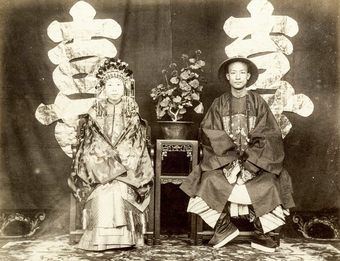 Члены императорской семьи Китая фото