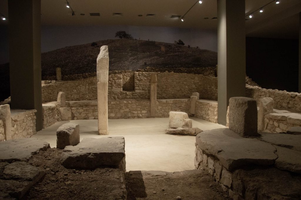 Монументальная скульптура времен раннего неолита в восточной Турции