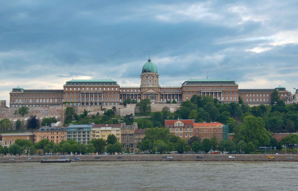 Дворцовый комплекс в Европе