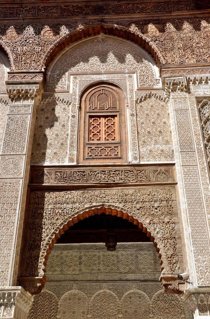Окно в арабском стиле