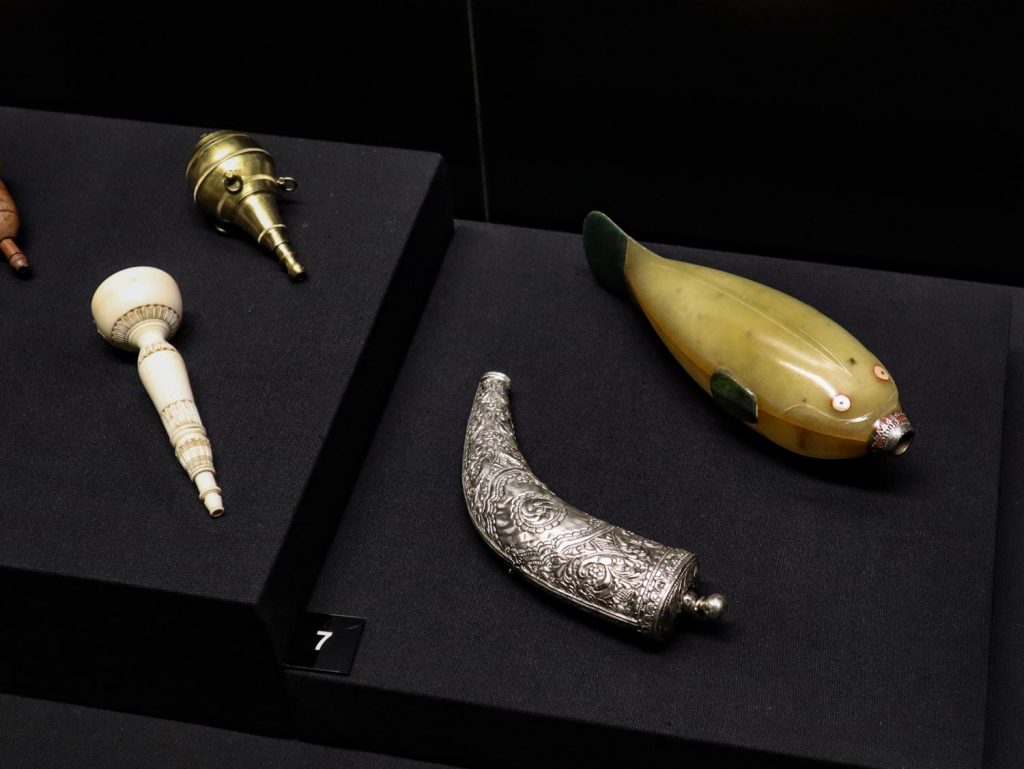 Пороховница — экспонат в музее Топкапы