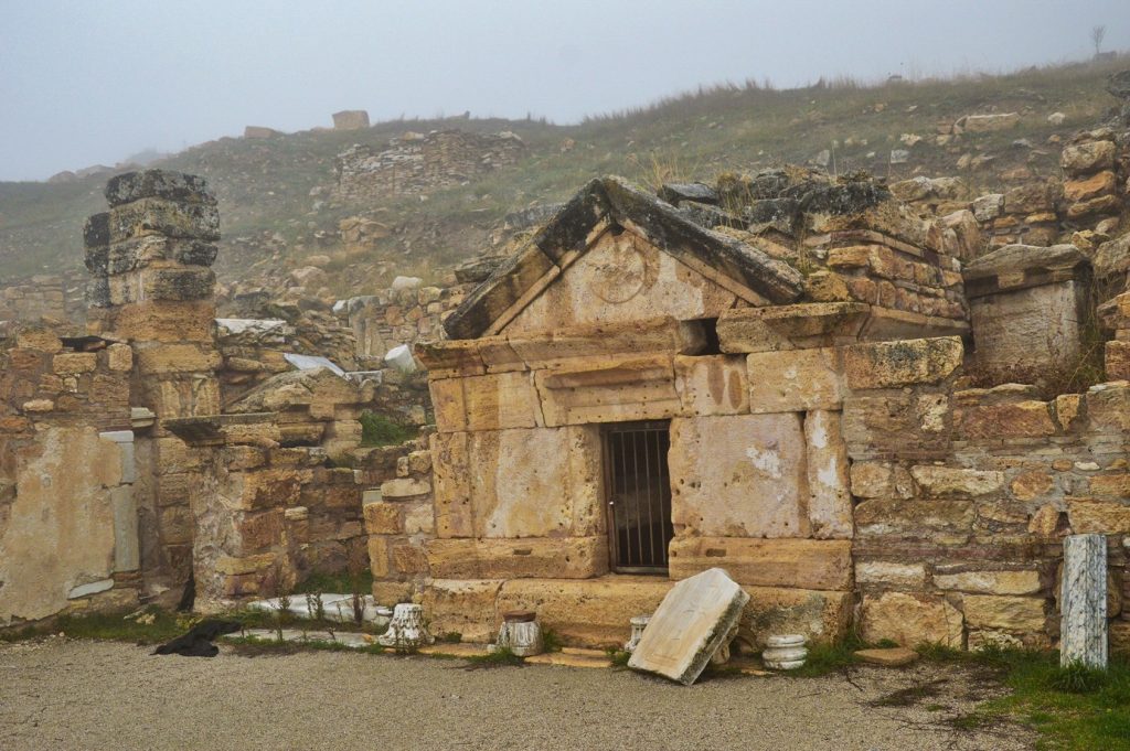 Могила апостола Филиппа в Турции