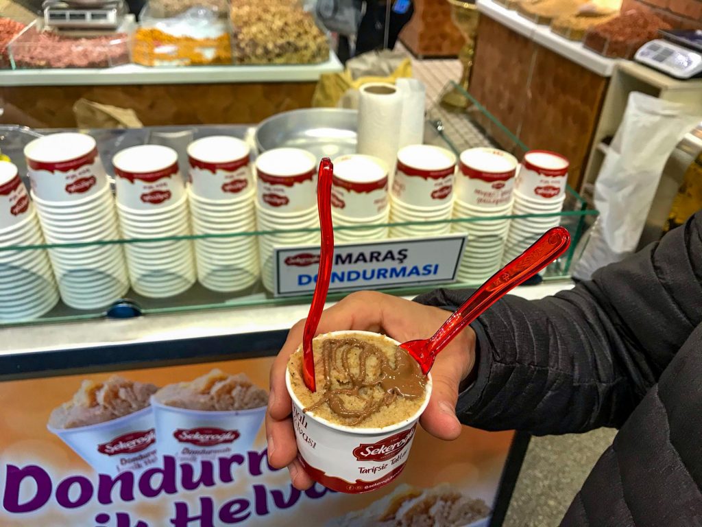 Дондурма — мороженое в Турции