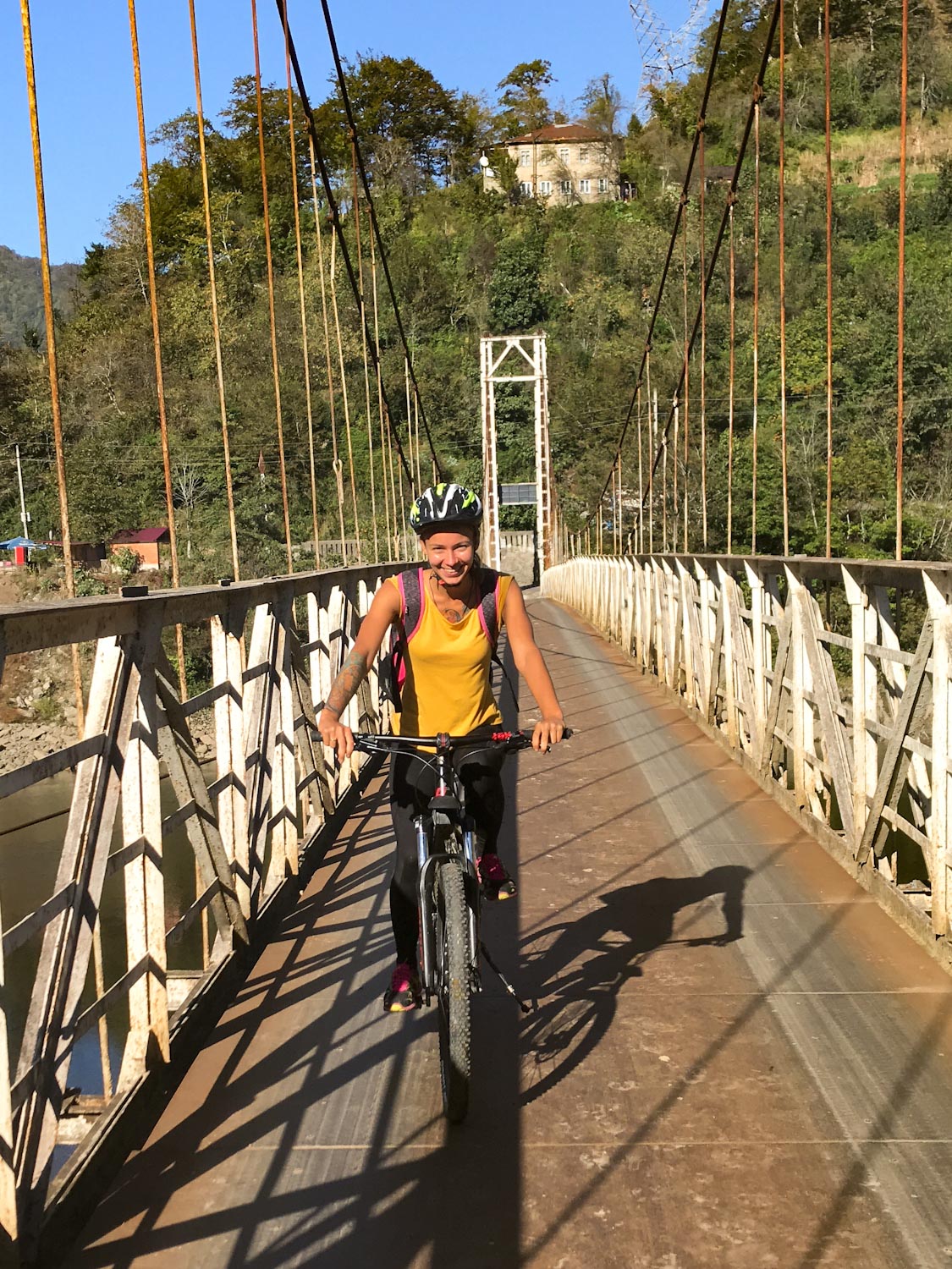 Поездка из Батуми на велосипеде к водопадам Мирвети
