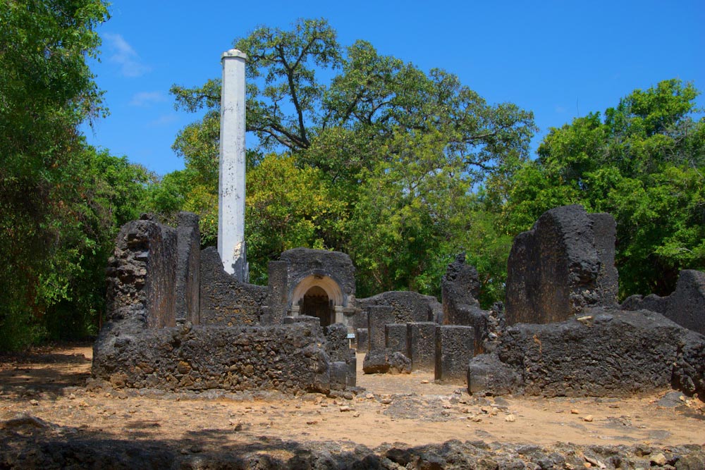 Руины Мнарани в Килифи