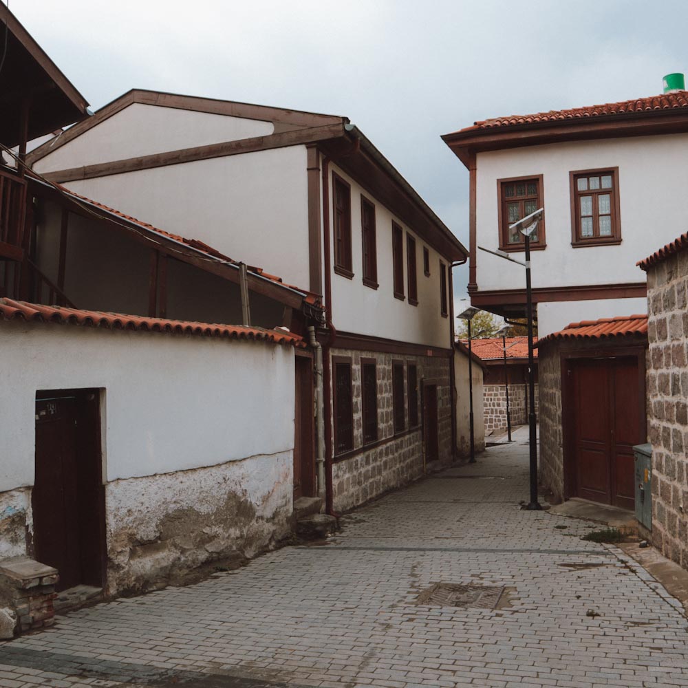 Улица в исторической части Анкары