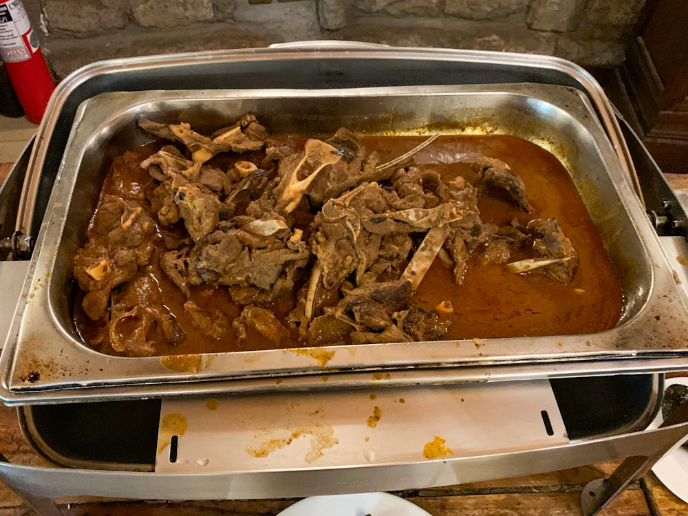 Мясо на кости — кухня Кении