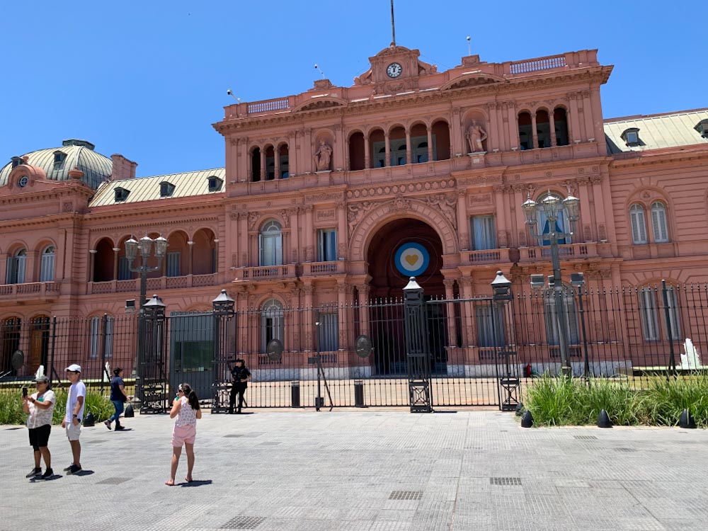 Резиденция Президента в Аргентине — Розовый дом