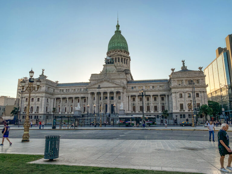 Здание Конгресса в Буэнос-Айресе